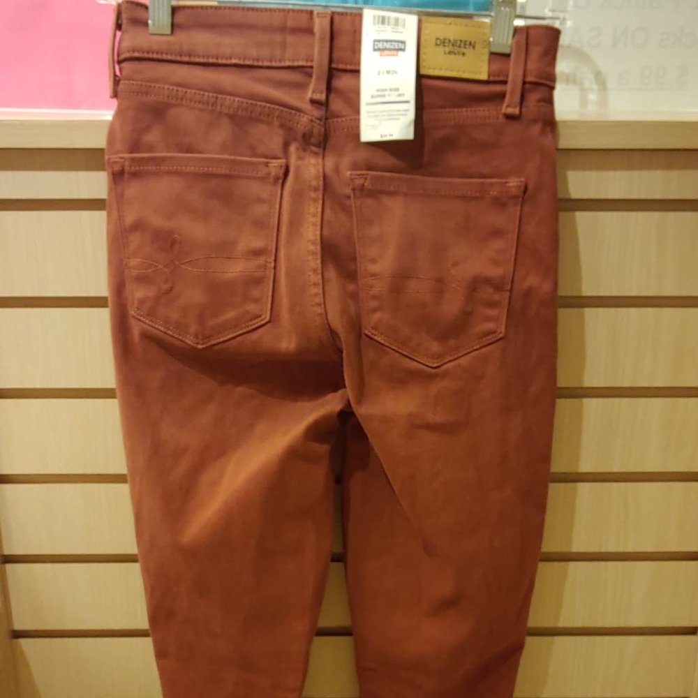 DENIZEN from Levi's Women's High-Rise Super Skinny Jeans - Picture 5 of 6